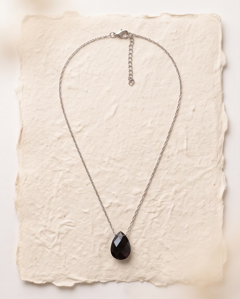 Collier oeil sensible